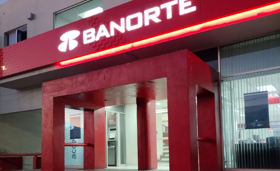 Banorte deja de ofertar 5 tarjetas de crédito: AT&T Elite, AT&T, 40, Ke Buena y W Radio Banorte deja de ofertar 5 tarjetas de crédito: AT&T Elite, AT&T, 40, Ke Buena y W Radio