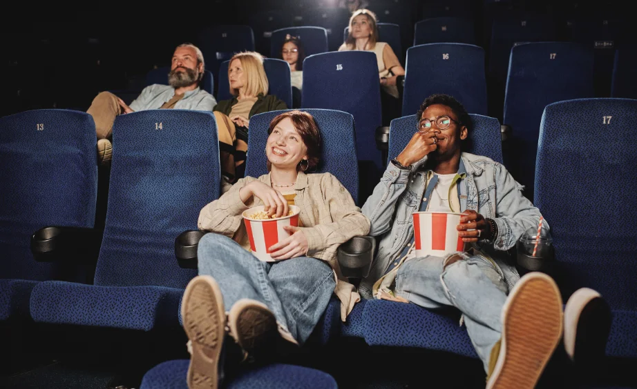 Openbank ofrece nivel Súper Fanático automático al tramitar su tarjeta Cinépolis en agosto