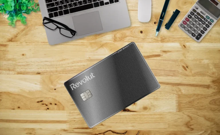 Revolut lanza tarjeta de crédito garantizada y diferimiento de saldos en México